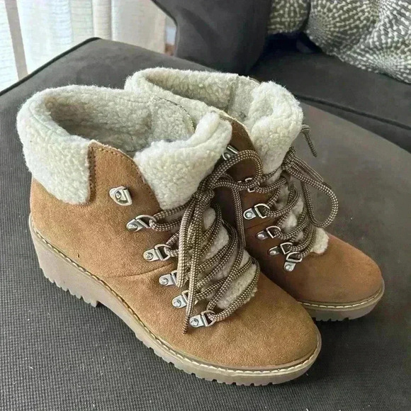 White Mountain Dynamite Lace Up Boots, Women's Size 7 M, Tan - Picture 2 of 6